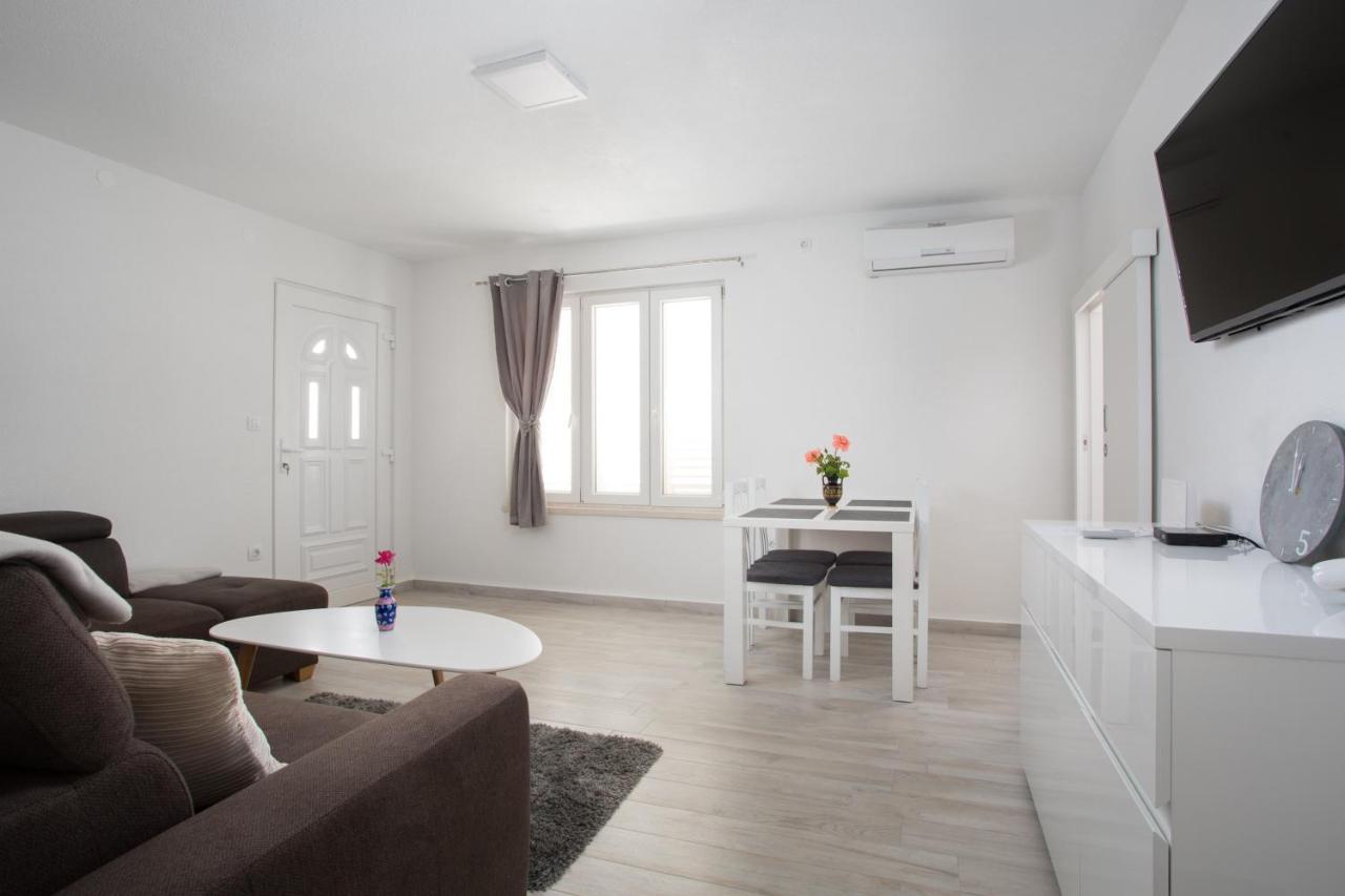 Serious Job Apartment Dubrownik Zewnętrze zdjęcie