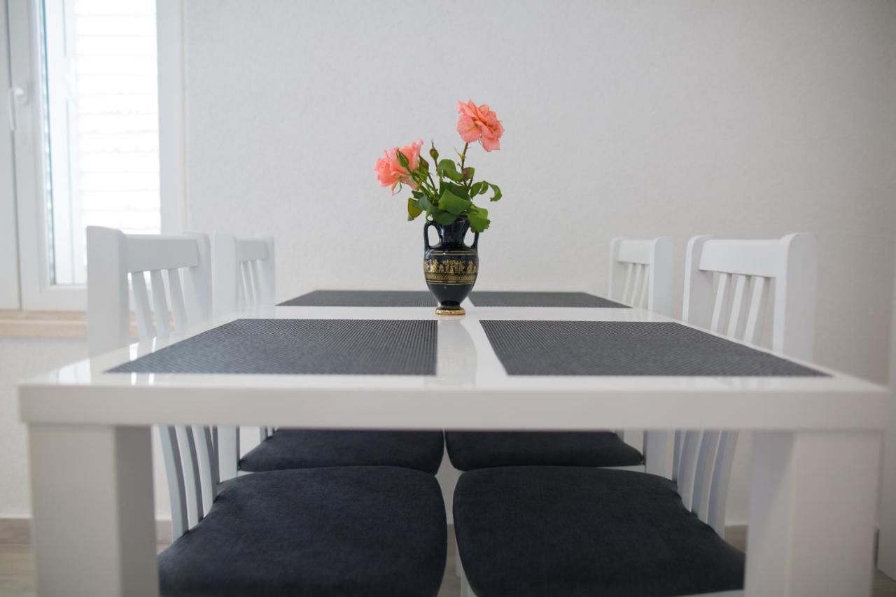 Serious Job Apartment Dubrownik Zewnętrze zdjęcie
